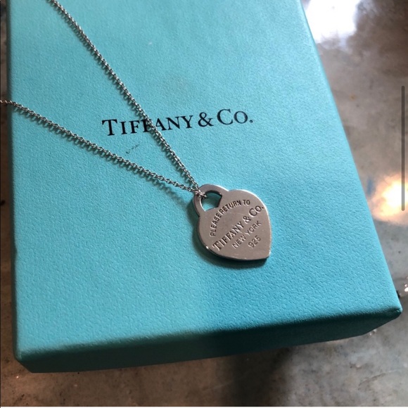 Auth Please Return to Tiffany & Co. Heart Necklace - Picture 5 of 10